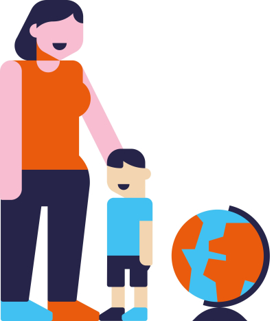 Enfant tenant la main d'un adulte à coté d'un globe